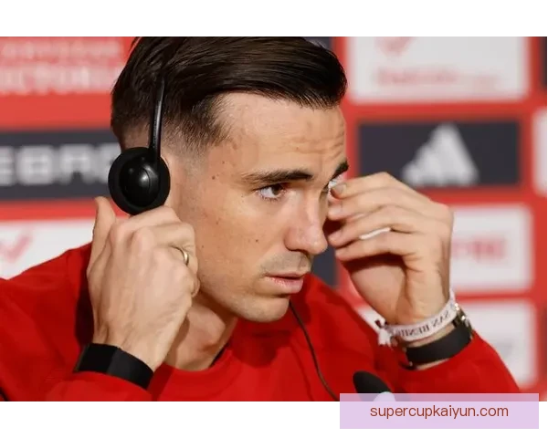 鲁伊斯在西班牙U21表现稳健，备受关注的核心球员。