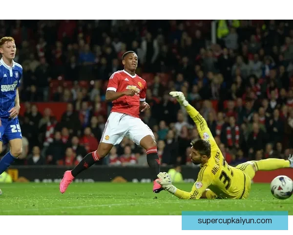 英超伊普斯维奇王朝状态回暖，备受关注的表现引人期待